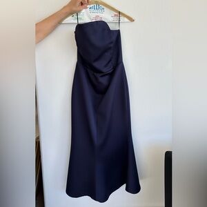 ELLIATT Navy Blue Mermaid Strapless Dress